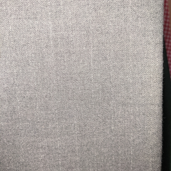 EUC Banana Republic FS Suit 42S 35x30 standard fit - Picture 14 of 15